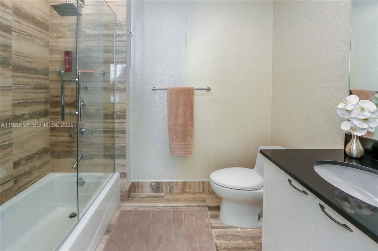 15901 Collins Ave, Unit 1101, Sunny Isles Beach, FL 33160 Photo