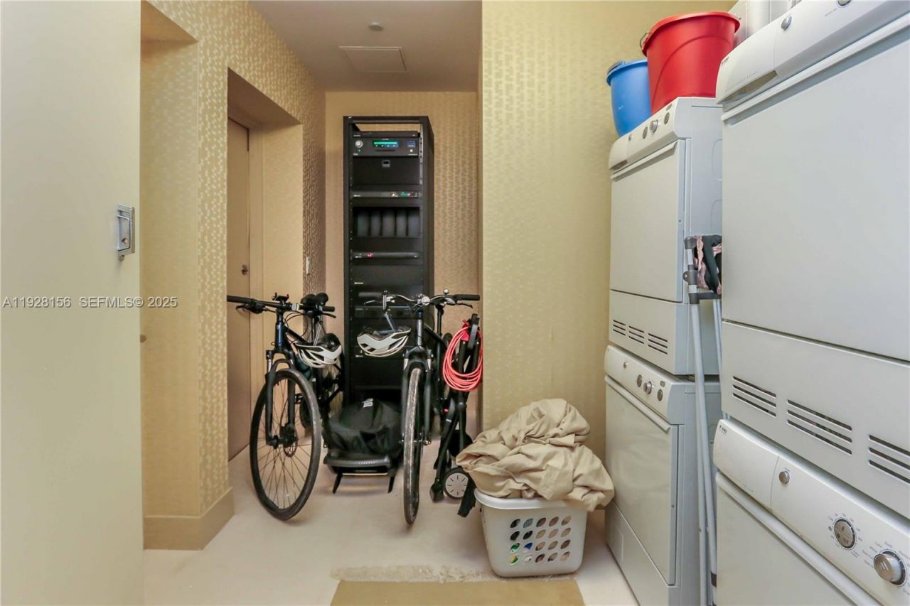 15901 Collins Ave, Unit 1101, Sunny Isles Beach, FL 33160 Photo