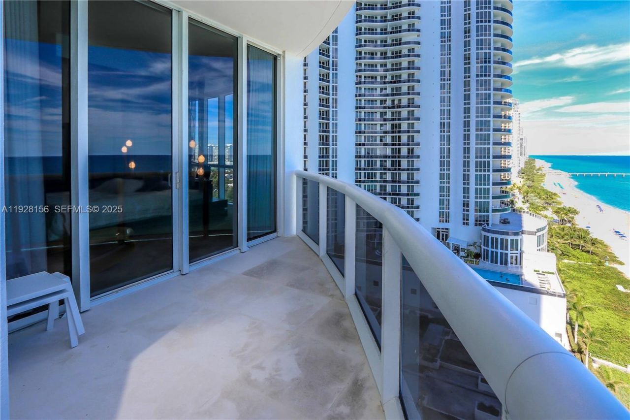 15901 Collins Ave, Unit 1101, Sunny Isles Beach, FL 33160 Photo