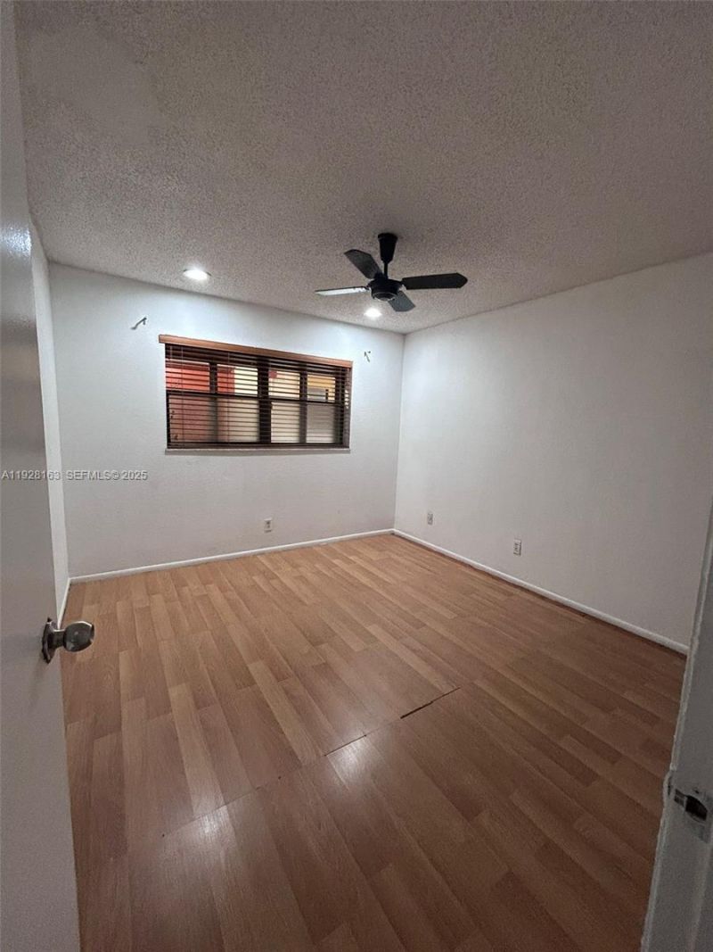2997 Riverside Dr, Unit 212, Coral Springs, FL 33065 Photo
