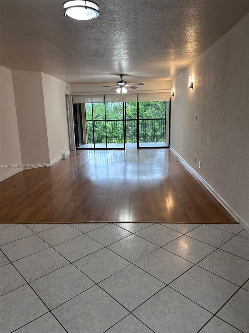 2997 Riverside Dr, Unit 212, Coral Springs, FL 33065 Photo