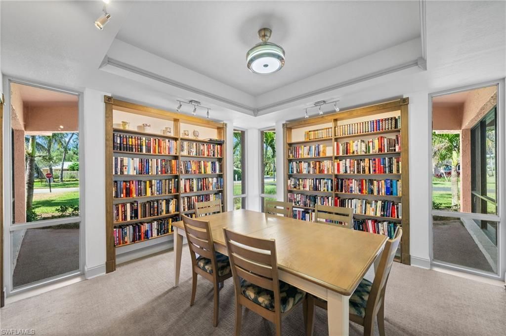 200 Forest Lakes Blvd, Unit 111, Naples, FL 34105 Photo