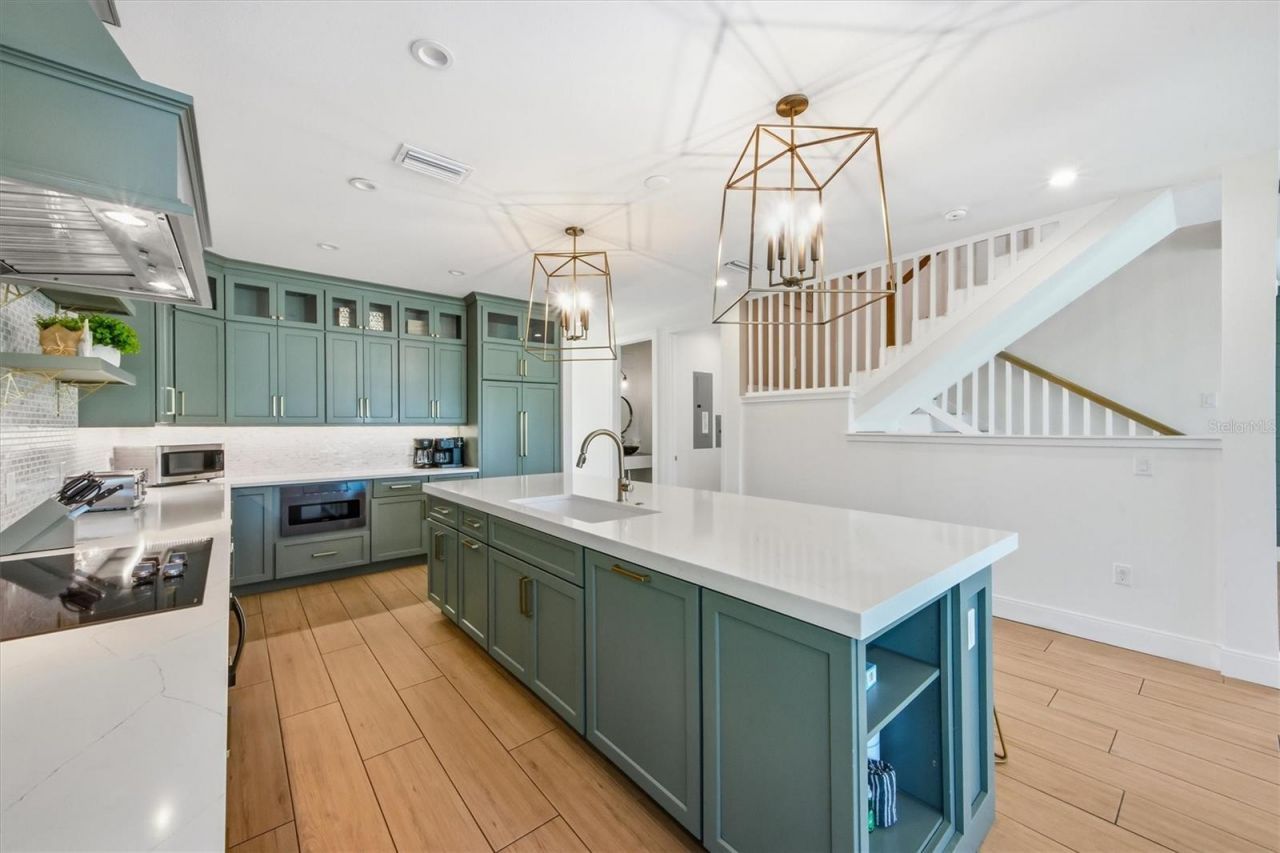 403 20th Place N, Bradenton Beach, FL 34217 Photo