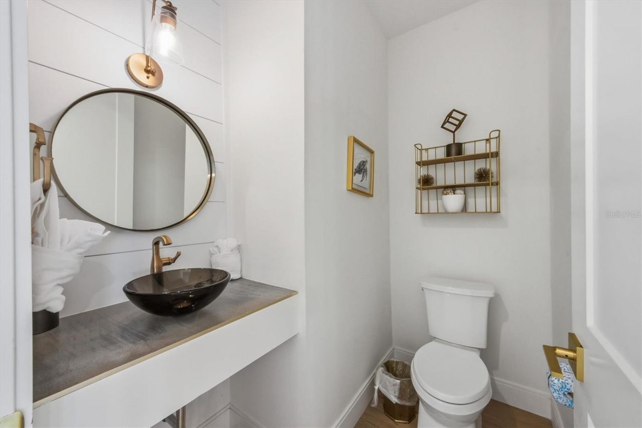 403 20th Place N, Bradenton Beach, FL 34217 Photo