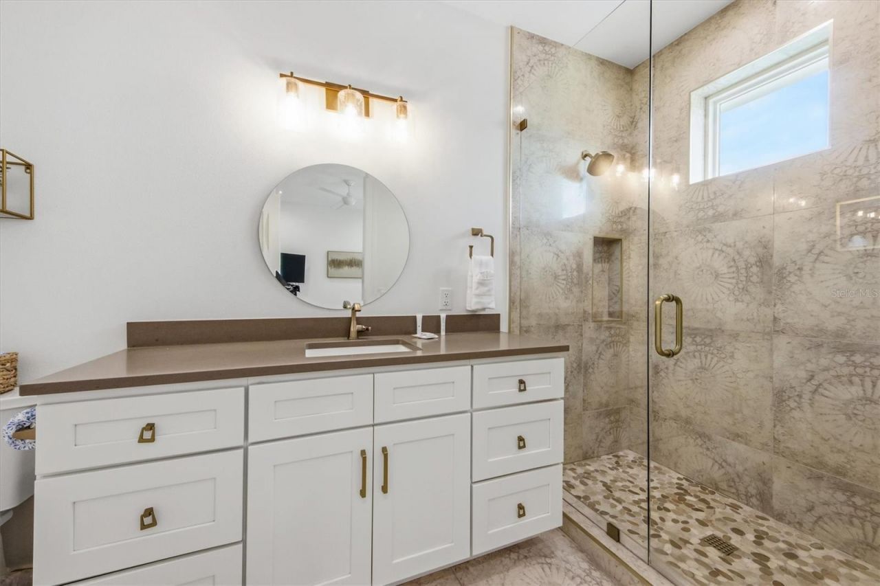 403 20th Place N, Bradenton Beach, FL 34217 Photo