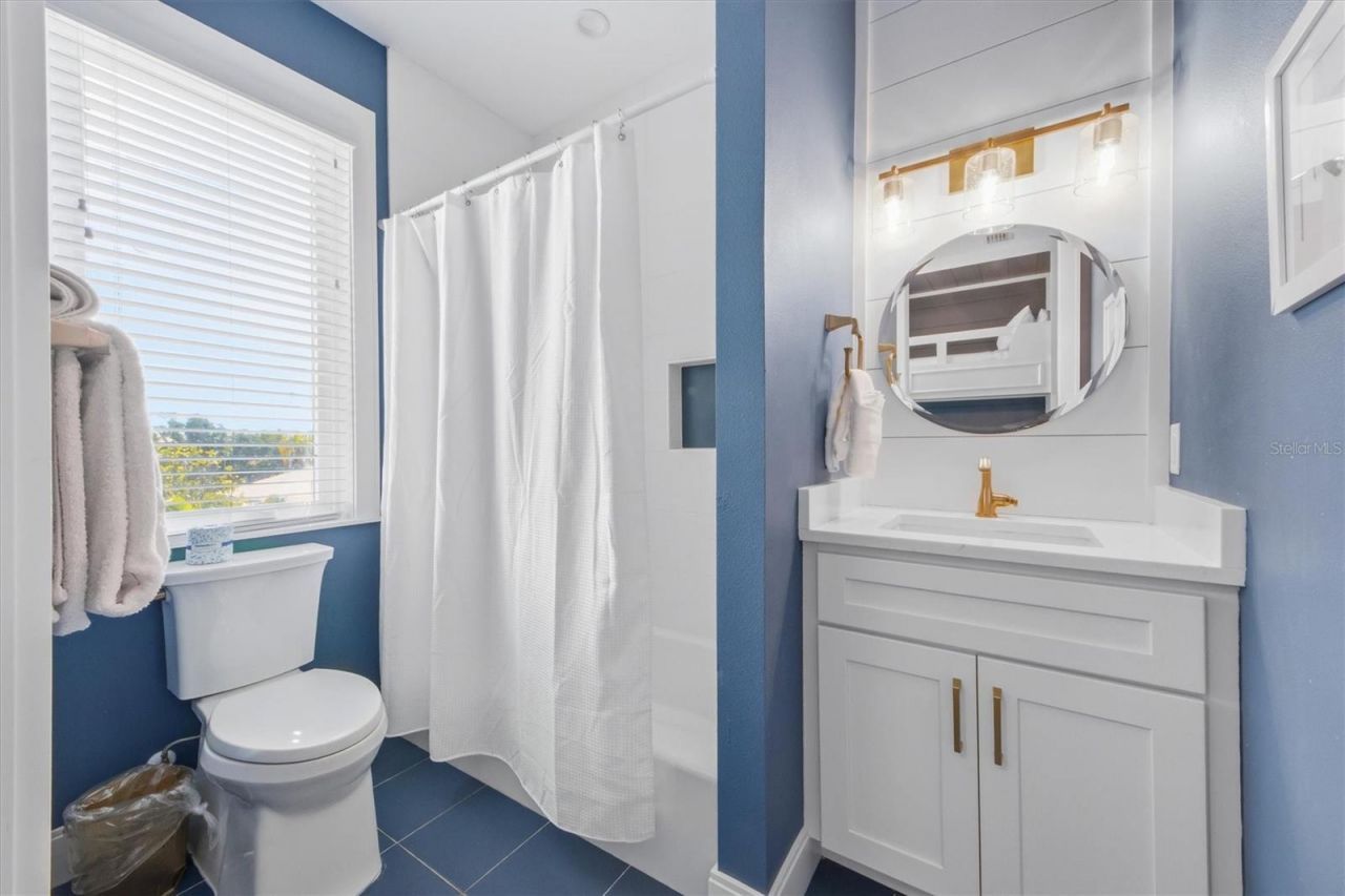 403 20th Place N, Bradenton Beach, FL 34217 Photo