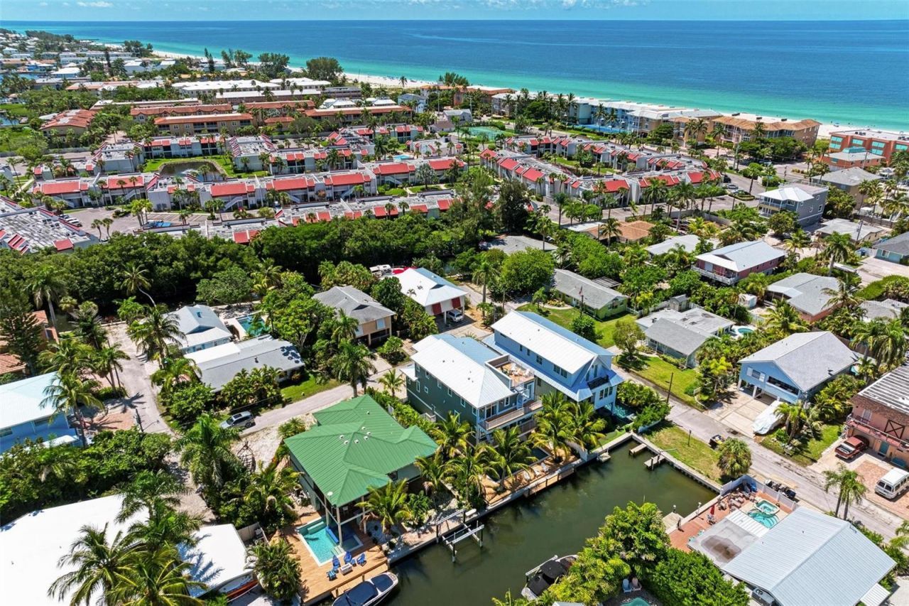 403 20th Place N, Bradenton Beach, FL 34217 Photo