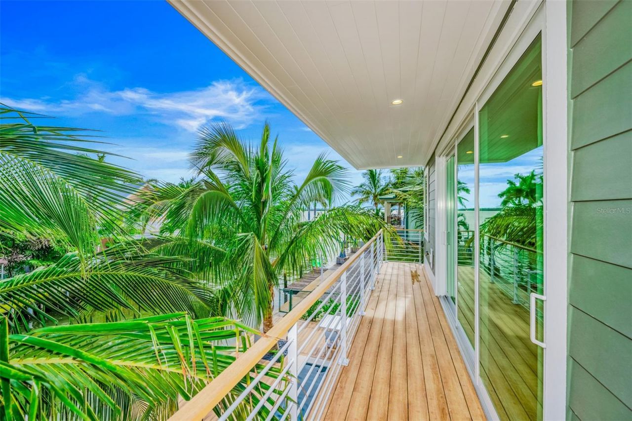 403 20th Place N, Bradenton Beach, FL 34217 Photo