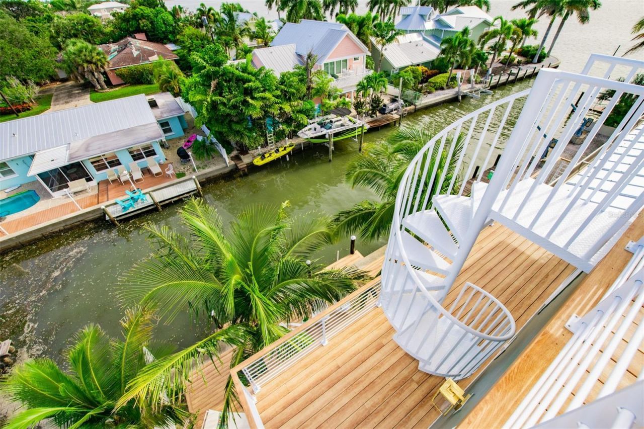 403 20th Place N, Bradenton Beach, FL 34217 Photo