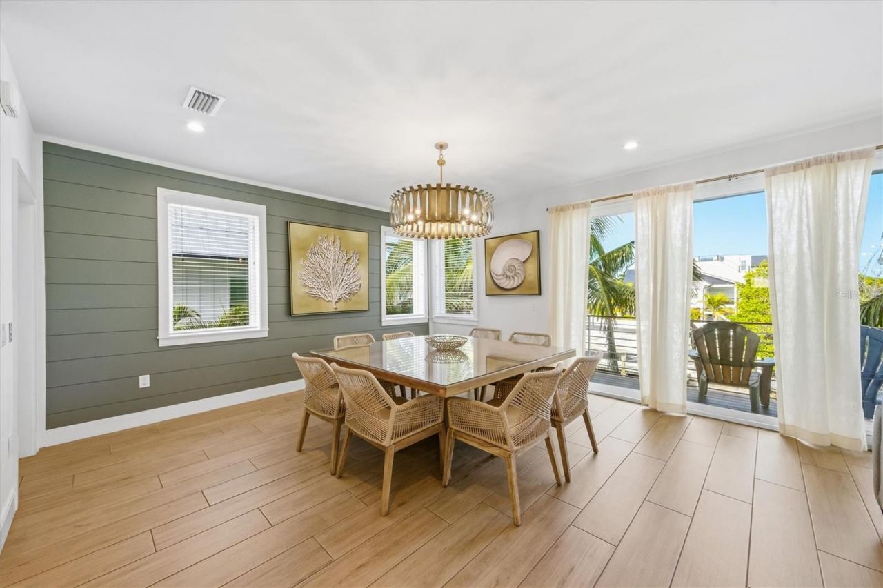 403 20th Place N, Bradenton Beach, FL 34217 Photo