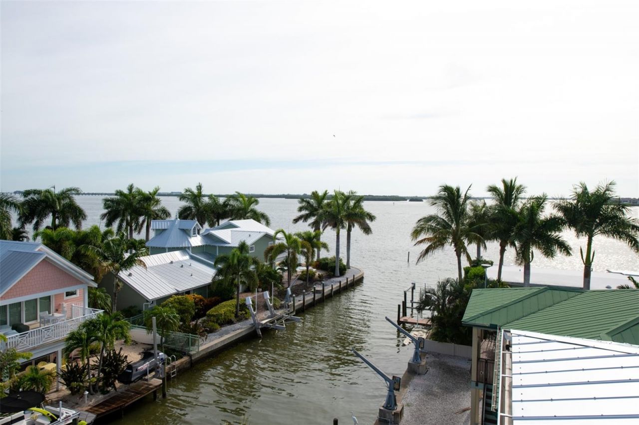 403 20th Place N, Bradenton Beach, FL 34217 Photo