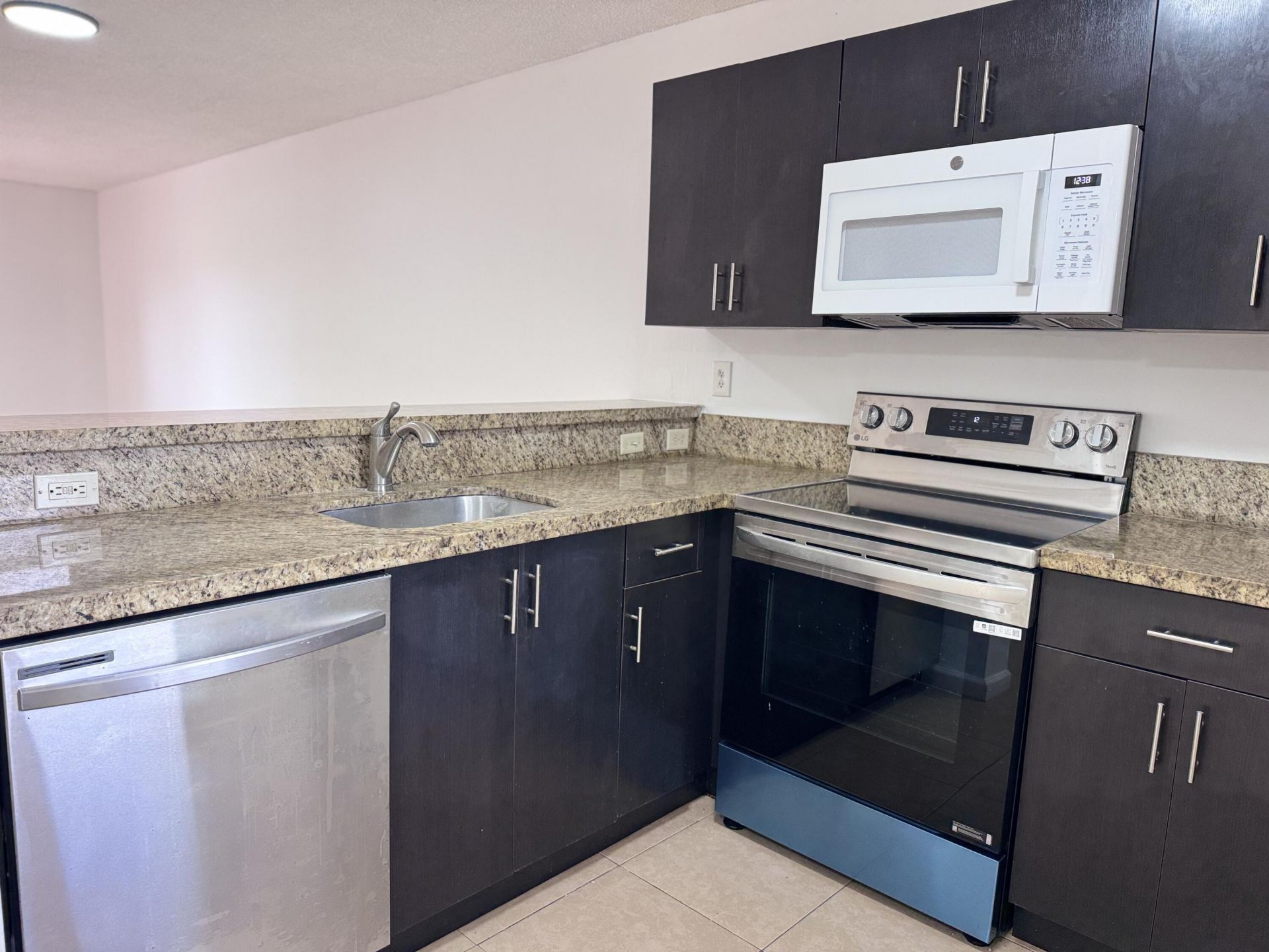 9968 Nob Hill Lane, Unit 9968, Sunrise, FL 33351 Photo