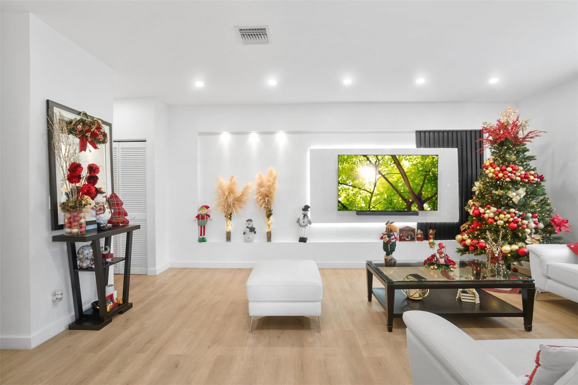 11760 Royal Palm Boulevard, Coral Springs, FL 33065 Photo