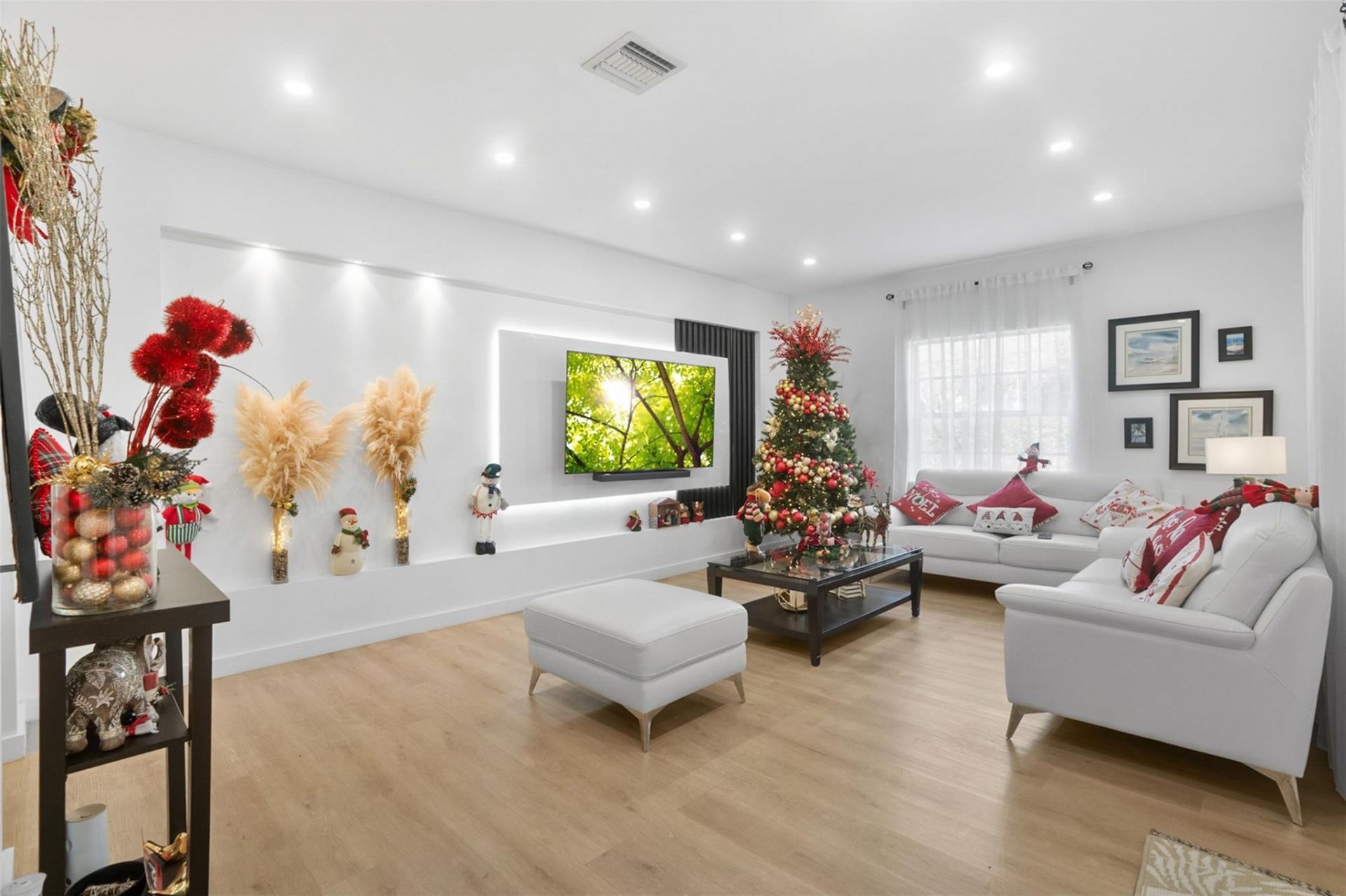 11760 Royal Palm Boulevard, Coral Springs, FL 33065 Photo