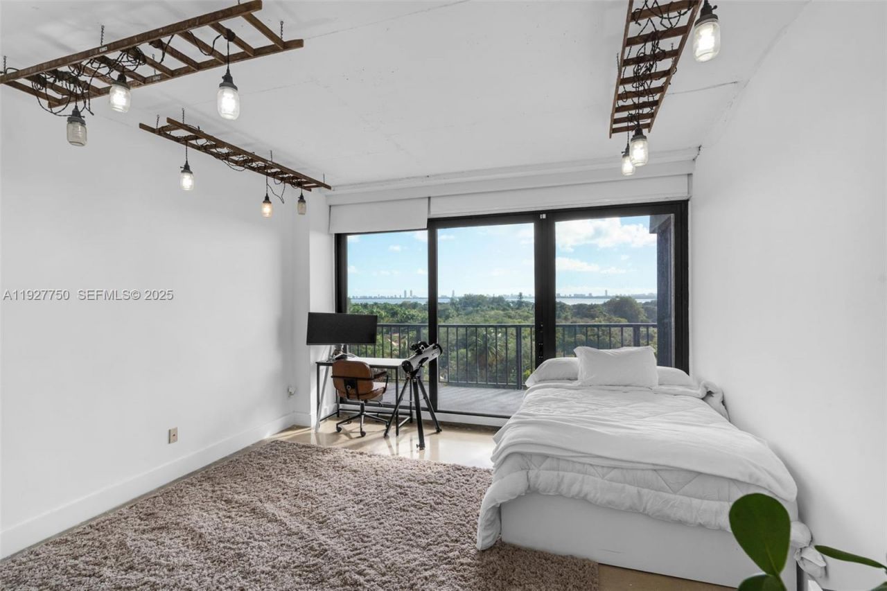 5701 Biscayne Blvd, Unit PH-9, Miami, FL 33137 Photo