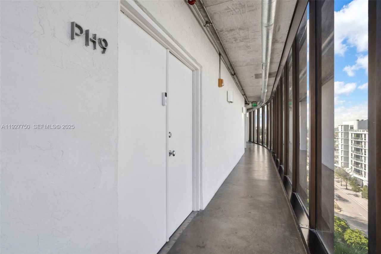 5701 Biscayne Blvd, Unit PH-9, Miami, FL 33137 Photo