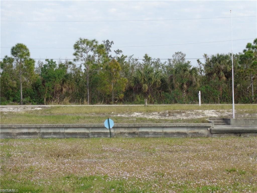 2947 Cussell Dr , Saint James City, FL 33956 Photo