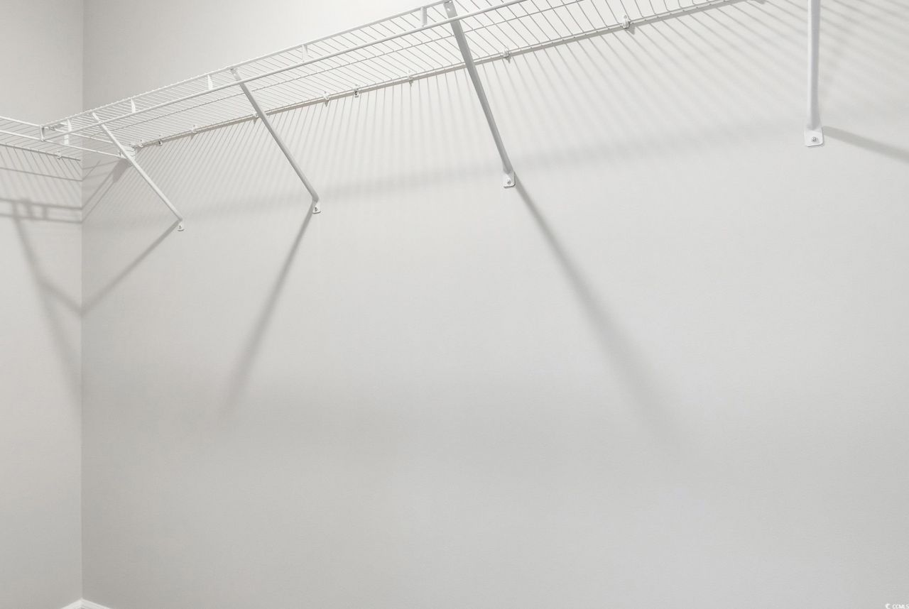 322 Honeystone St Photo 17