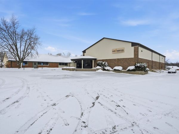 1700 Boyson Road NE, Cedar Rapids, IA 52402