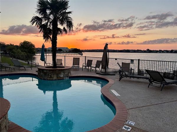 401 E Pearl Street, Unit 2204, Granbury, TX 76048
