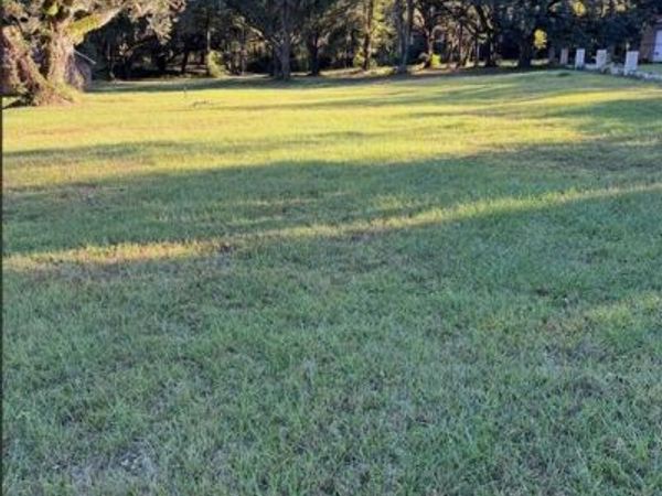 5713 Hillview Road, Mobile, AL 36619