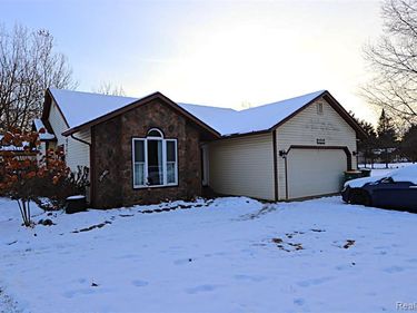 31657 Sibley Road, Romulus, MI 48164
