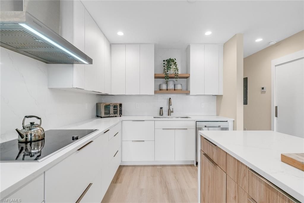 1341 Middle Gulf Dr, Unit 3D, Sanibel, FL 33957 Photo