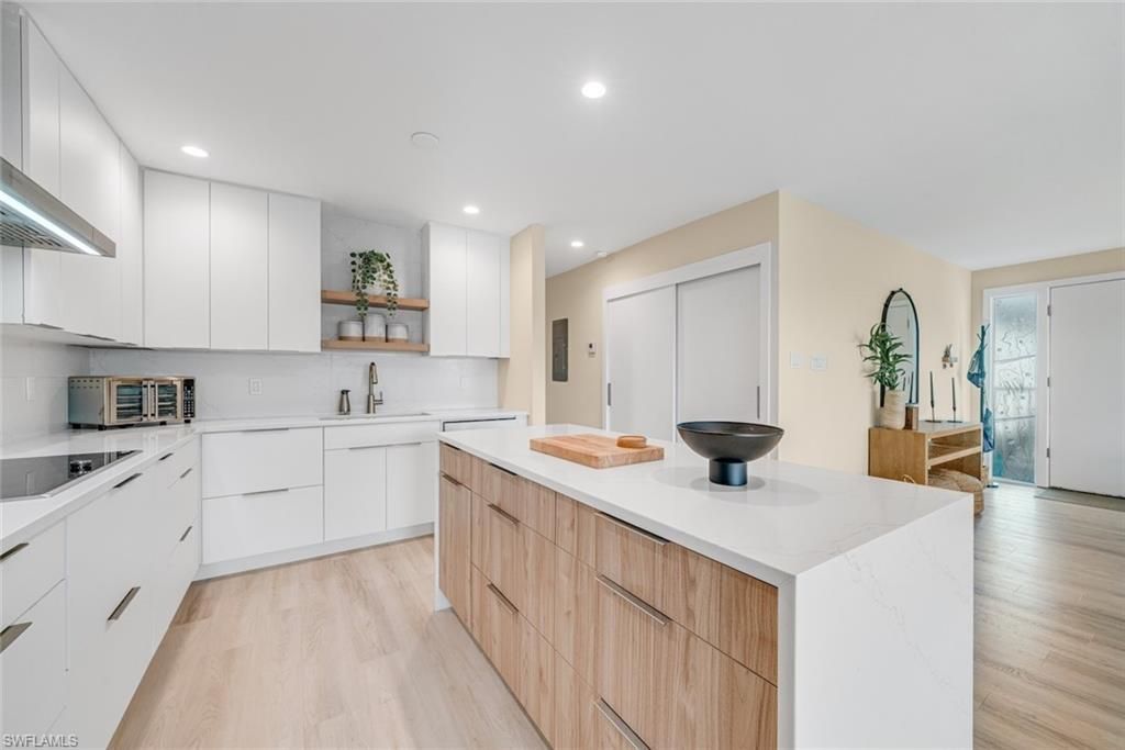 1341 Middle Gulf Dr, Unit 3D, Sanibel, FL 33957 Photo