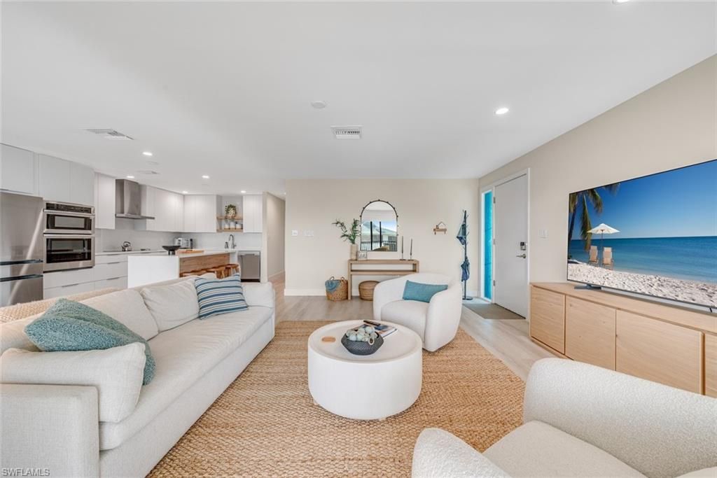 1341 Middle Gulf Dr, Unit 3D, Sanibel, FL 33957 Photo