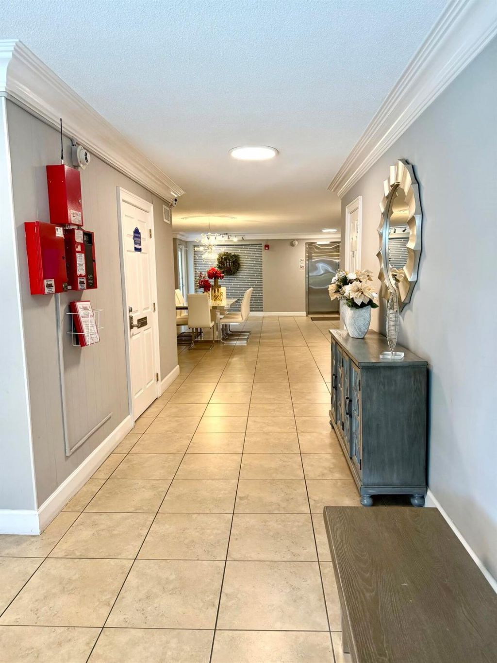 1439 S Ocean Boulevard, Unit 303, Lauderdale by the Sea, FL 33062 Photo