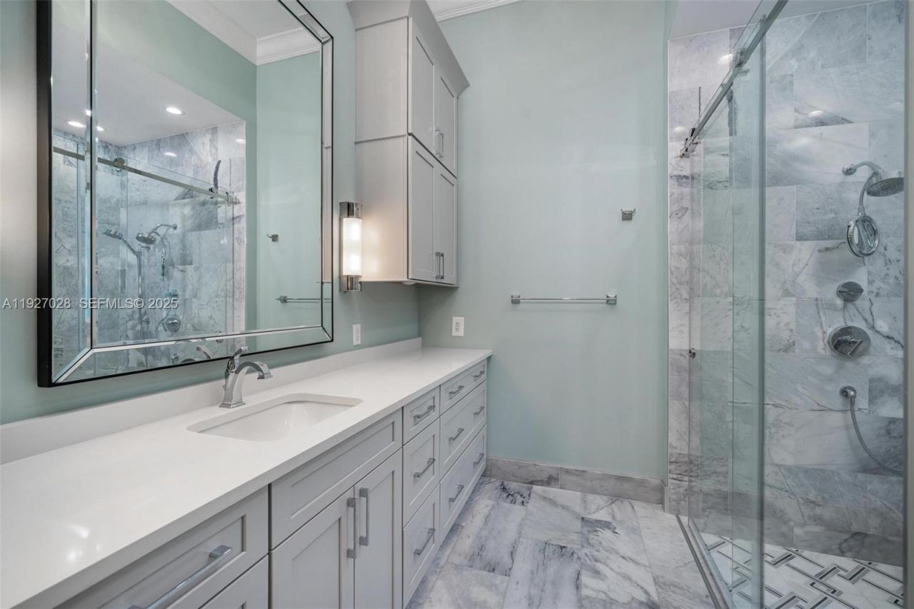 6890 SW 94th St, Pinecrest, FL 33156 Photo