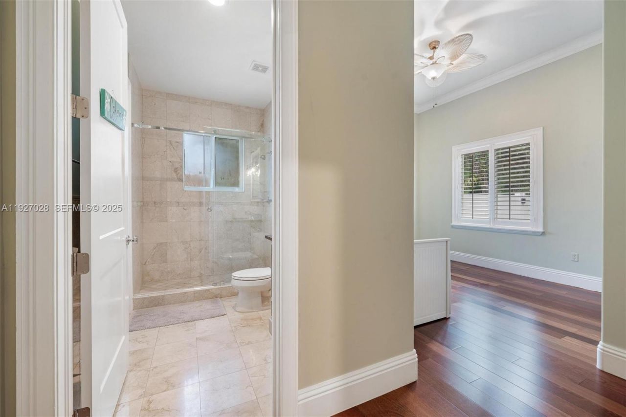 6890 SW 94th St, Pinecrest, FL 33156 Photo