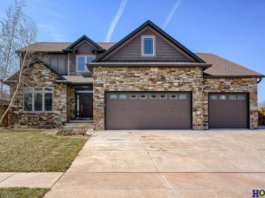 9831 N 151st Street, Waverly, NE 68462