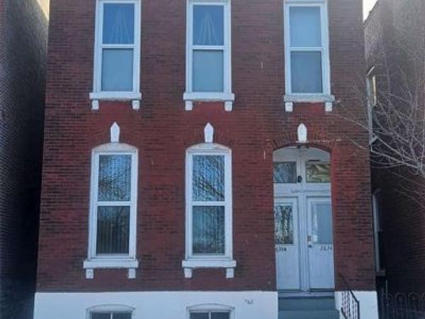 2634 Geyer Avenue, St Louis, MO 63104