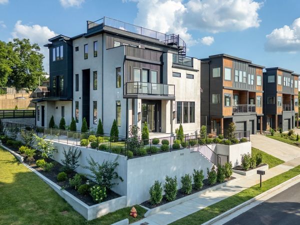 512 Weakley Ave, Nashville, TN 37207