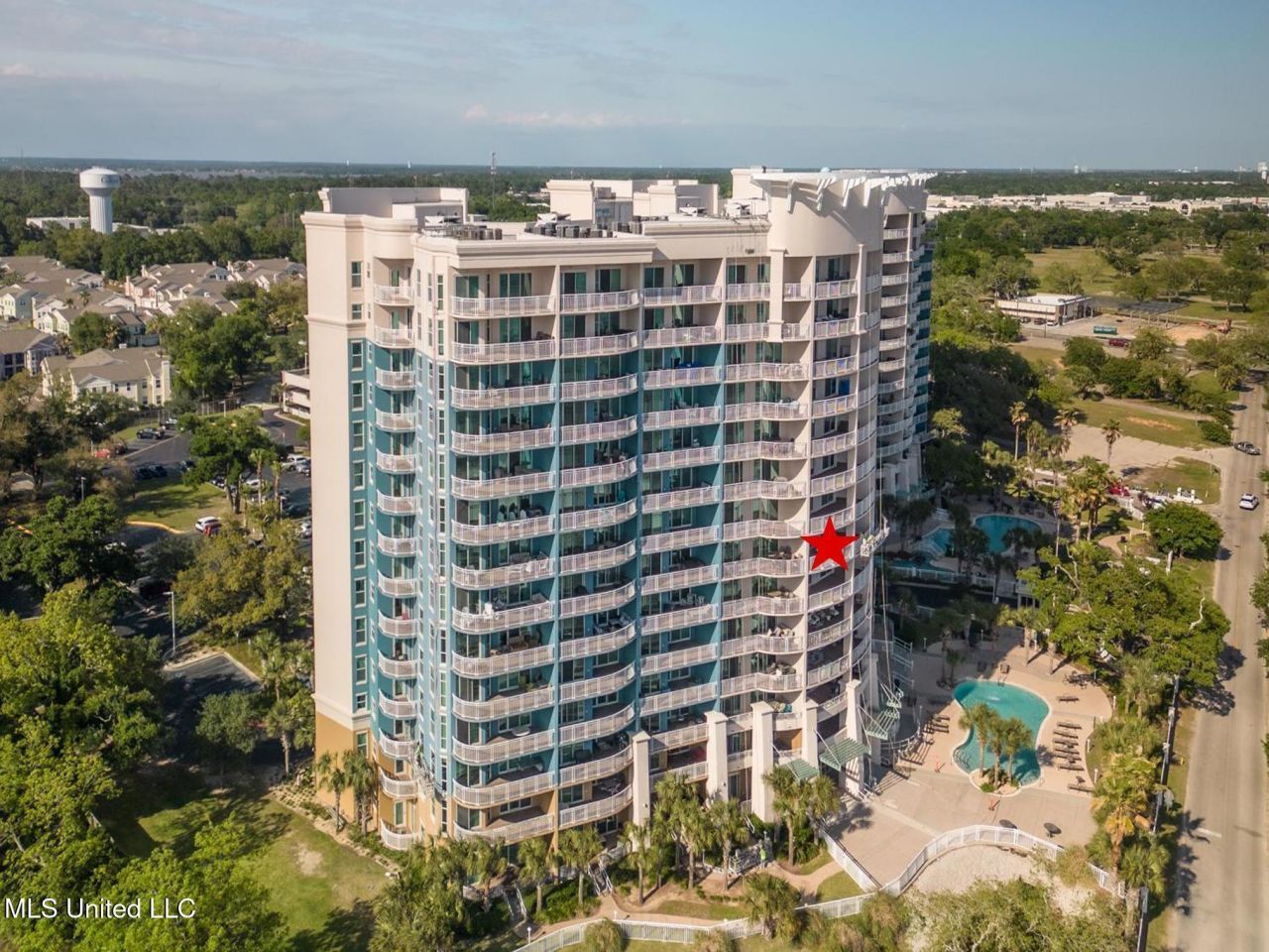 2228 Beach Drive, Gulfport, MS 39507 Main Photo