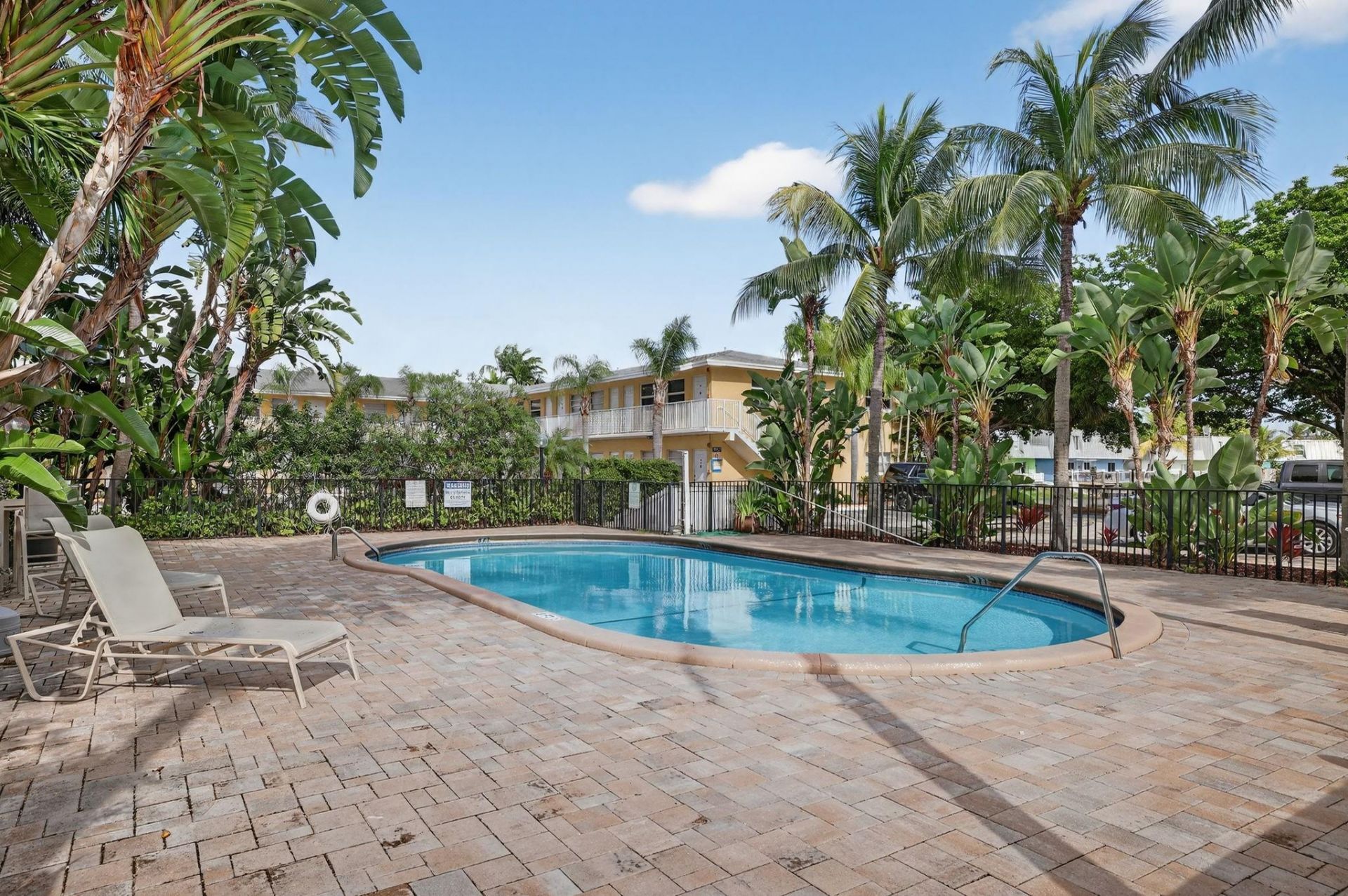 4051 NE 13th Avenue, Unit 77, Oakland Park, FL 33334 Photo