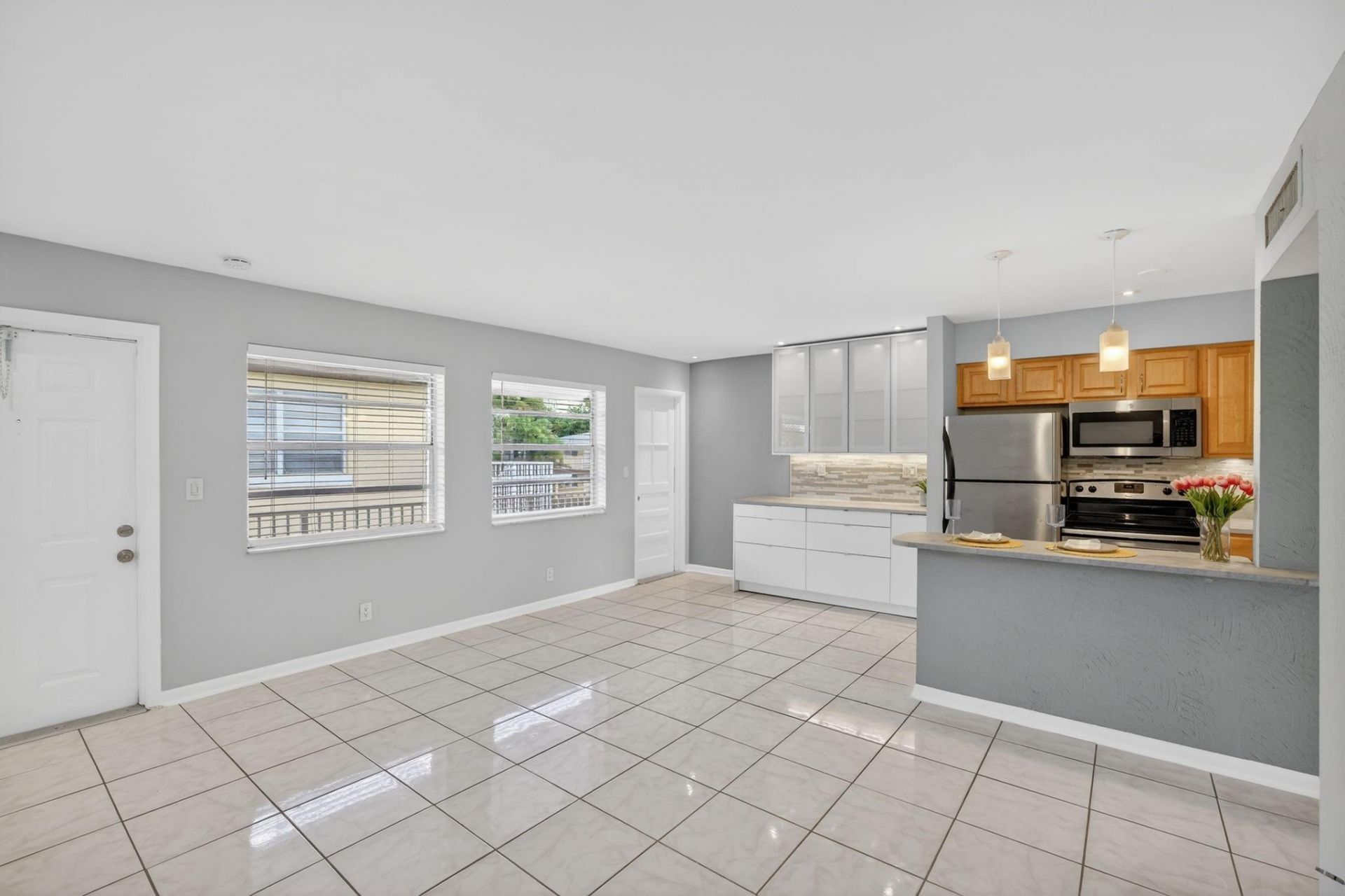 4051 NE 13th Avenue, Unit 77, Oakland Park, FL 33334 Photo