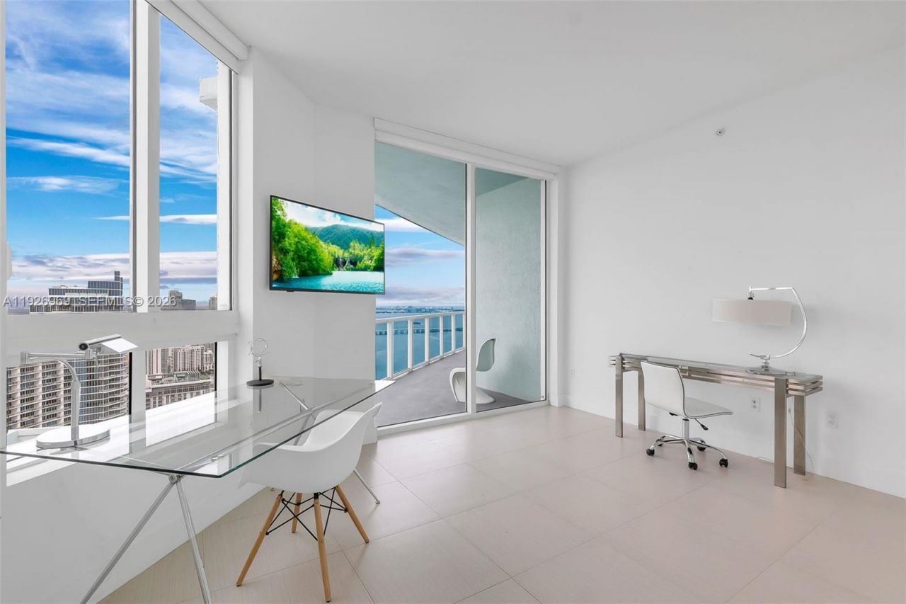 1900 N Bayshore Dr, Unit PH 5006, Miami, FL 33132 Photo