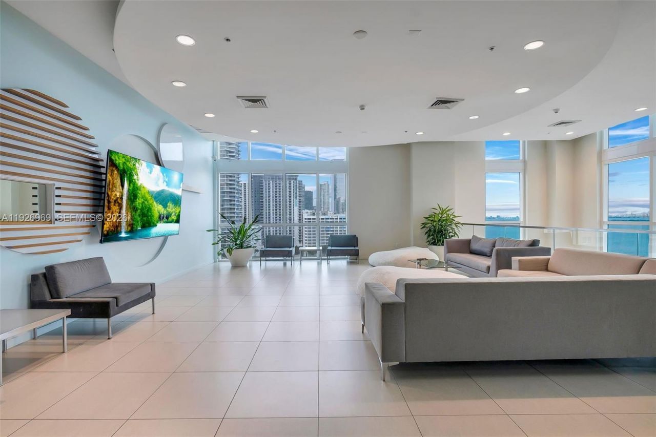 1900 N Bayshore Dr, Unit PH 5006, Miami, FL 33132 Photo