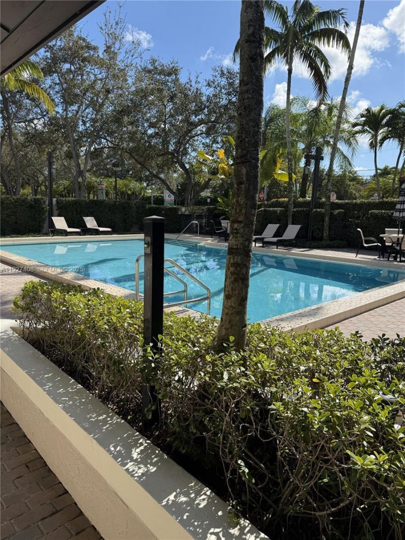 9001 SW 94th St, Unit 208, Miami, FL 33176 Photo