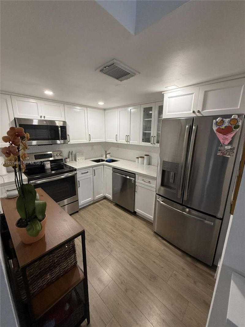 9001 SW 94th St, Unit 208, Miami, FL 33176 Photo