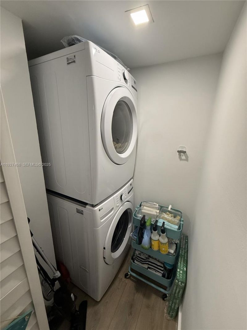 9001 SW 94th St, Unit 208, Miami, FL 33176 Photo