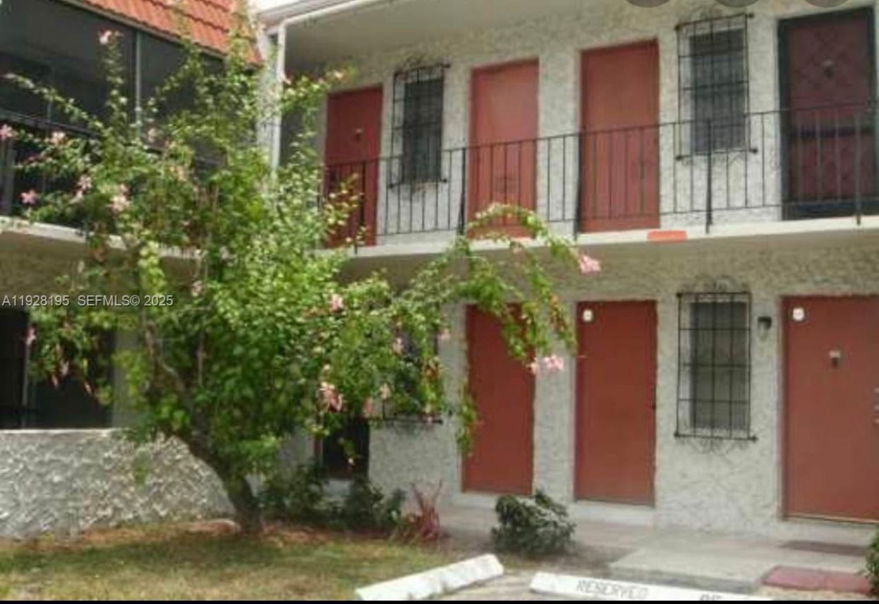 Please Call For Address, Unit G5, Palmetto Bay, FL 33176 Photo