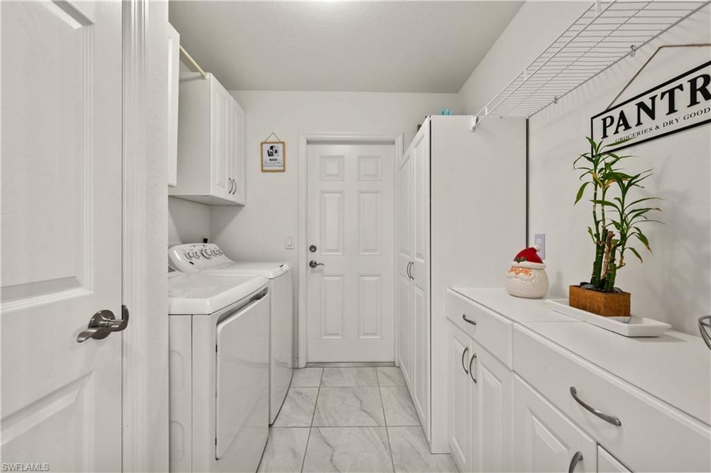 3902 NW 33rd Ave, Cape Coral, FL 33993 Photo