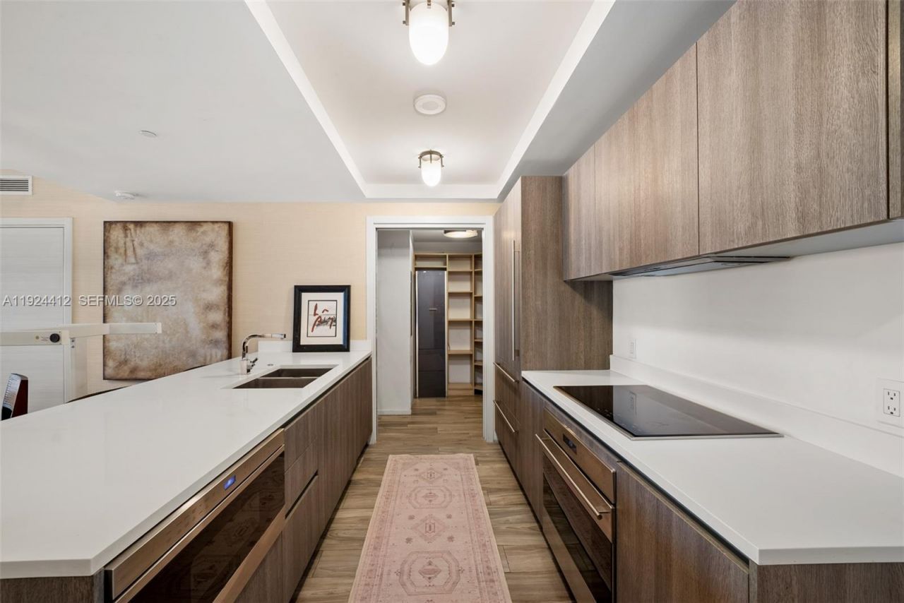 801 S Miami Ave, Unit 2110, Miami, FL 33130 Photo