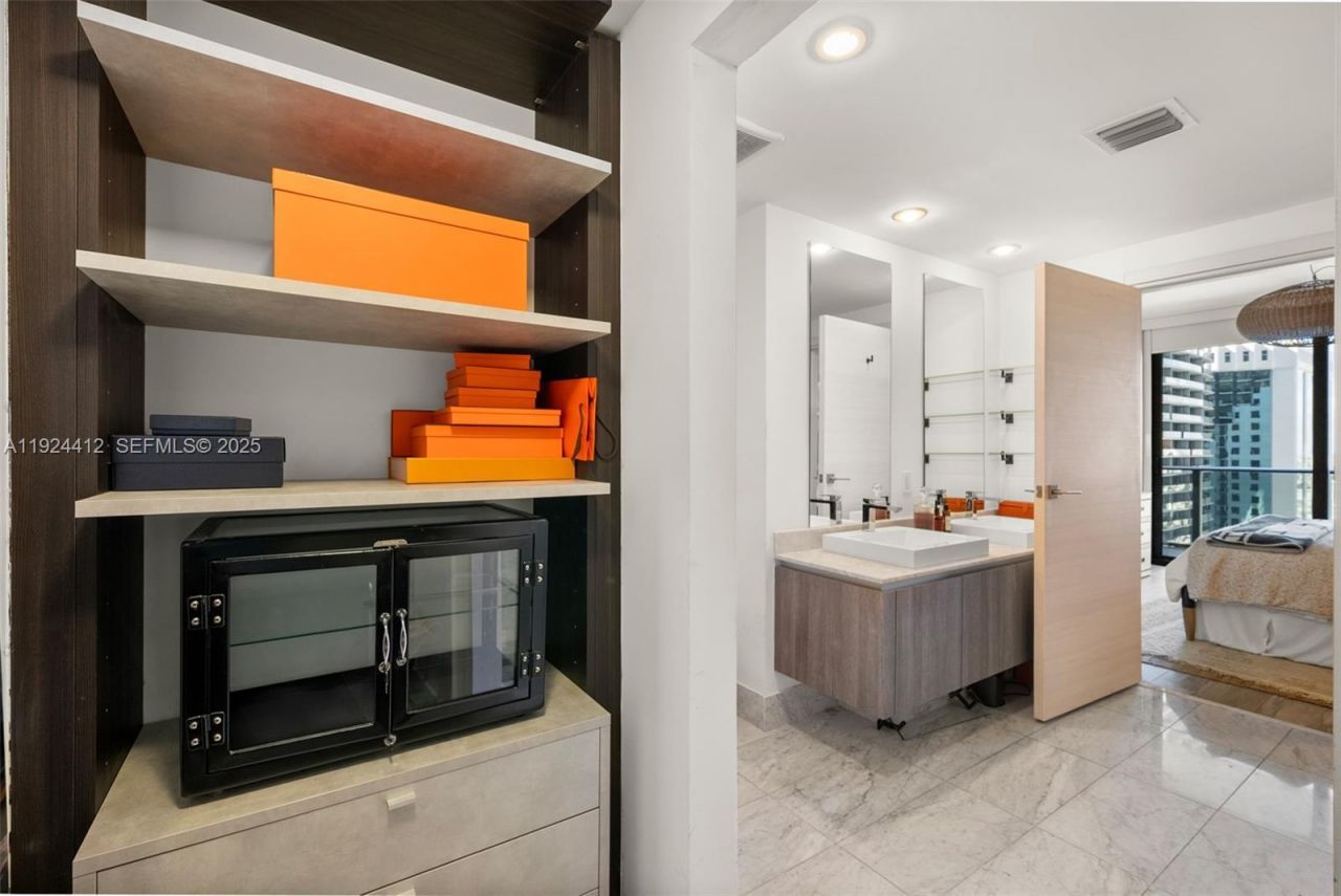 801 S Miami Ave, Unit 2110, Miami, FL 33130 Photo