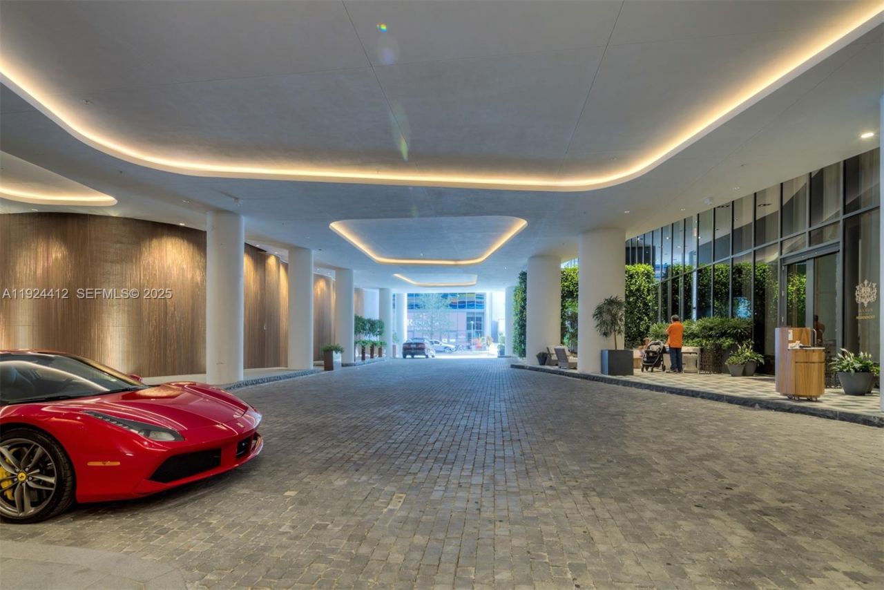 801 S Miami Ave, Unit 2110, Miami, FL 33130 Photo