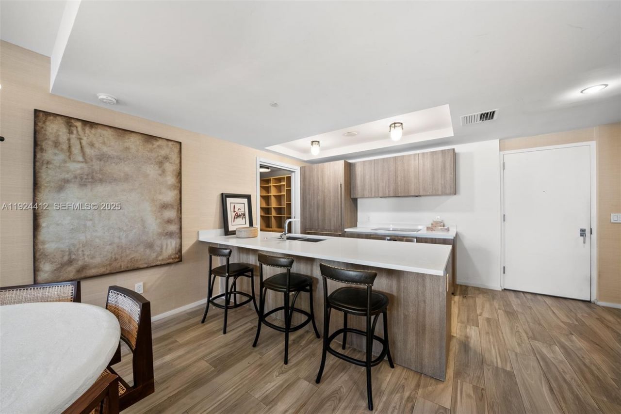 801 S Miami Ave, Unit 2110, Miami, FL 33130 Photo