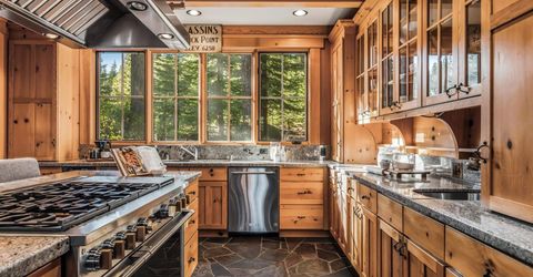 8745 Lahontan Drive, Truckee, CA 96161 Photo